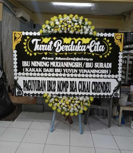 Papan Bunga Duka Kuningan